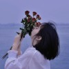 い放肆的笑、渲染了憂傷 